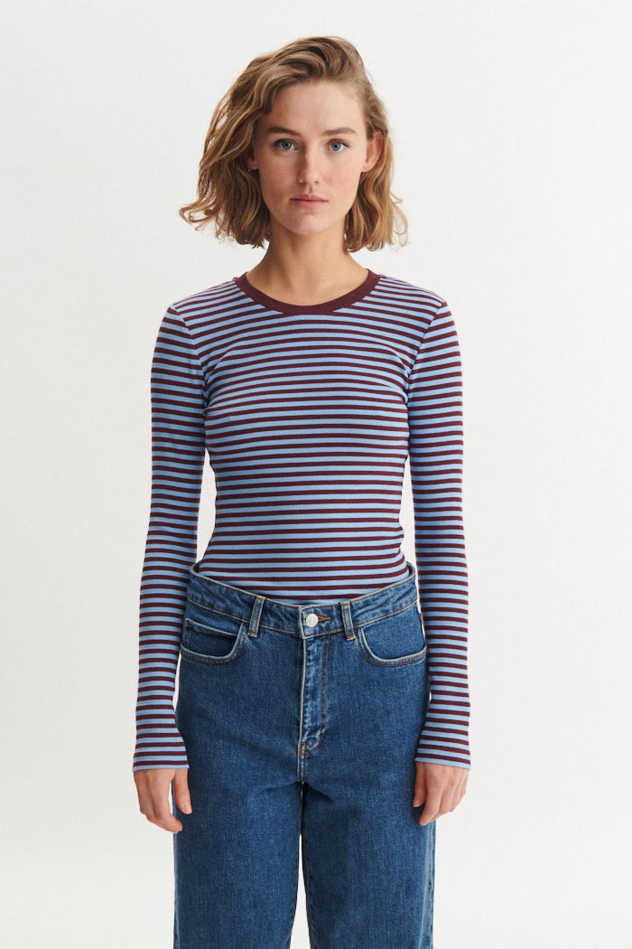 basic-apparel-ludmilla-ls-tee-ba146-01-langarmshirt-bordeaux-bio image 1
