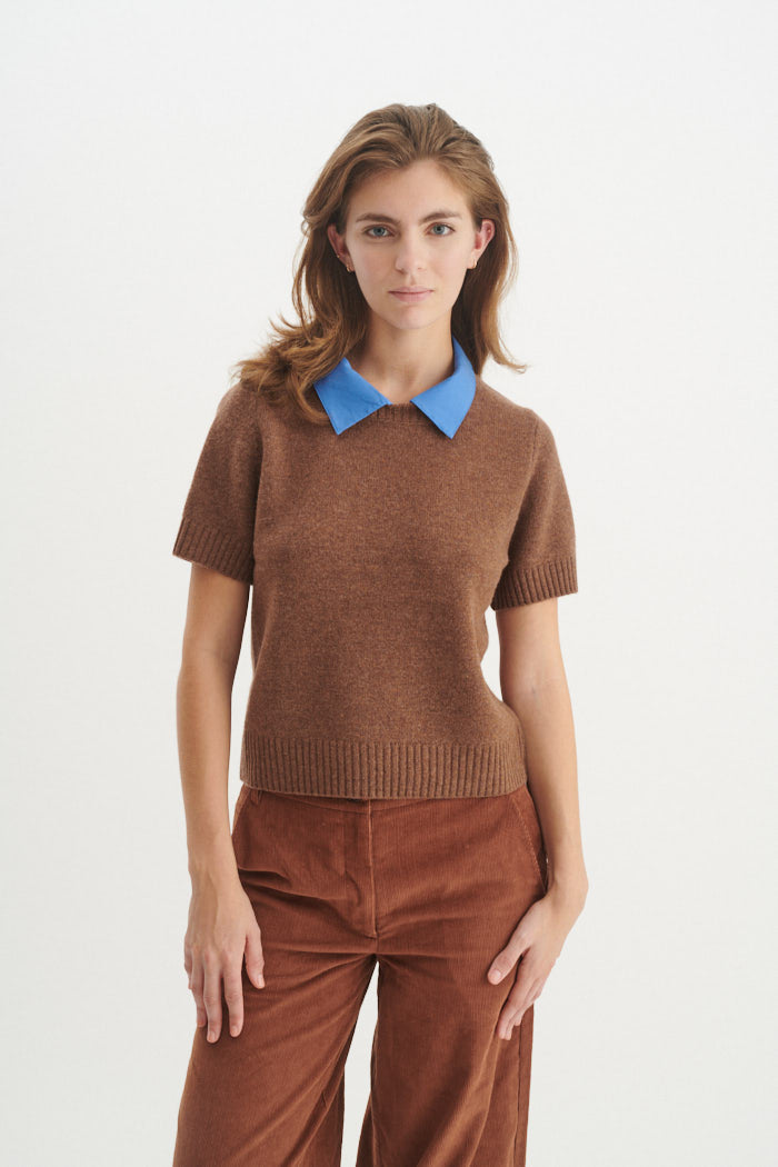 basic-apparel-liz-ss-collar-pullover-fondue-fudge-merino image 1