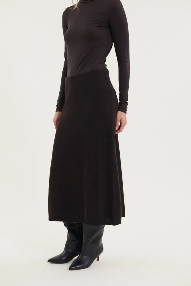 basic-apparel-lise-3-4-skirt-strickrock-braun-wolle image 1