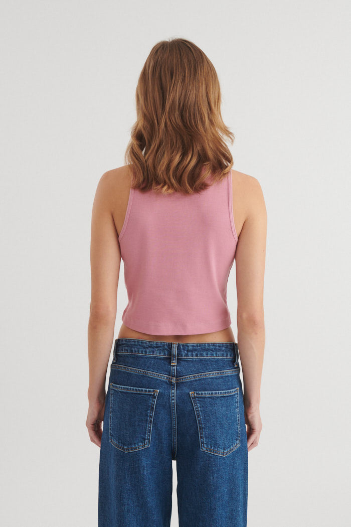 basic-apparel-ludmilla-crop-tank-top-cashmere-rose-bio image 4