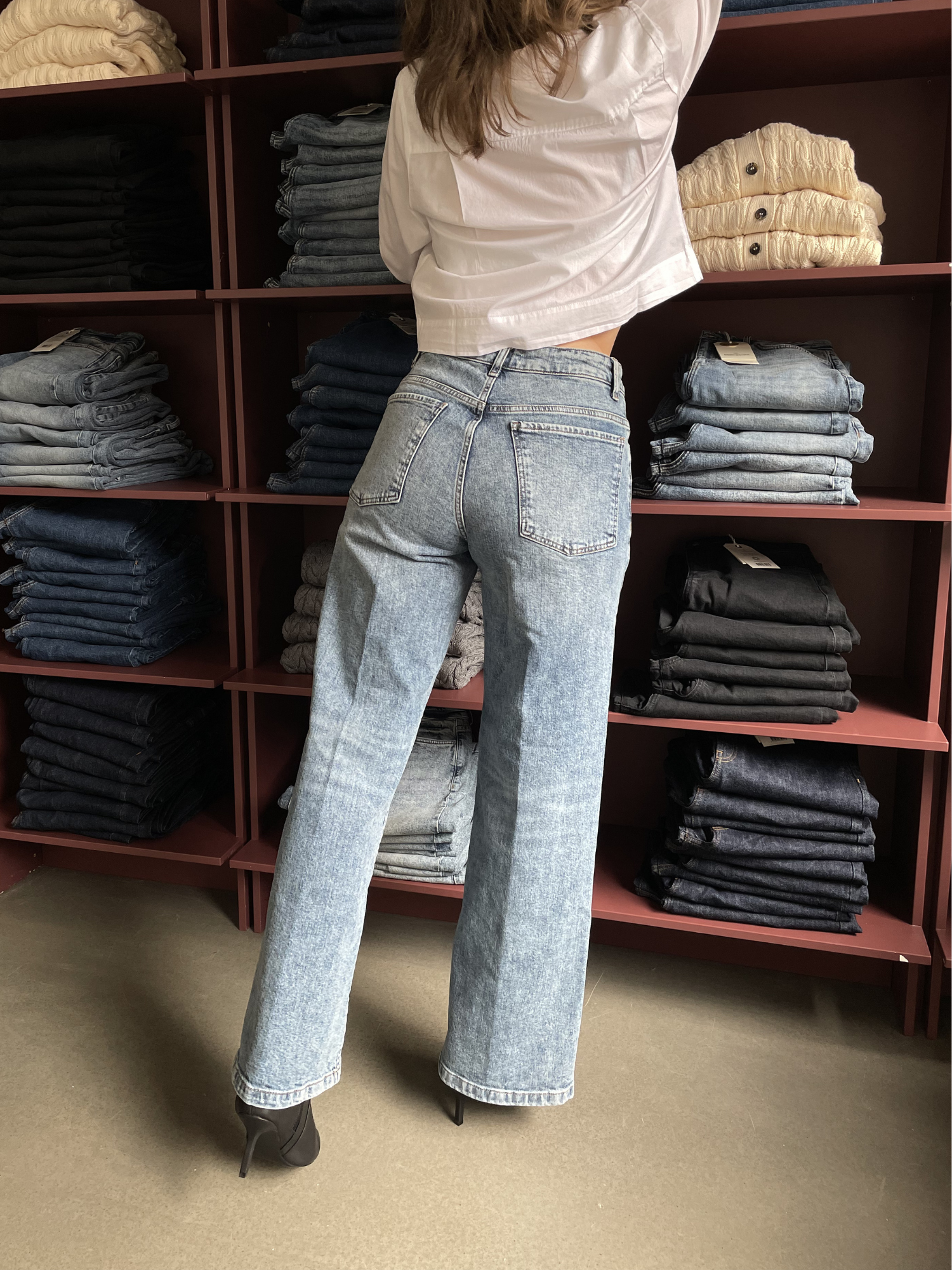 basic-apparel-enya-jeans-stone-washed-bio-weit image 2