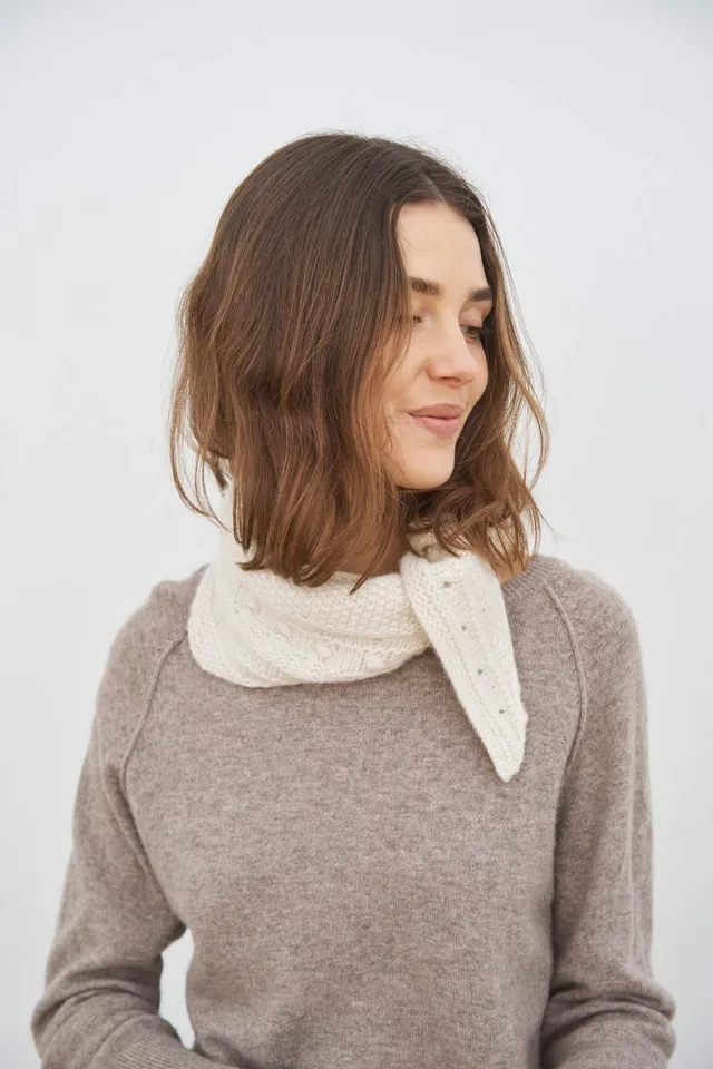 care-by-me-freja-schal-dreieckstuch-off-white-kaschmir-wolle image 1