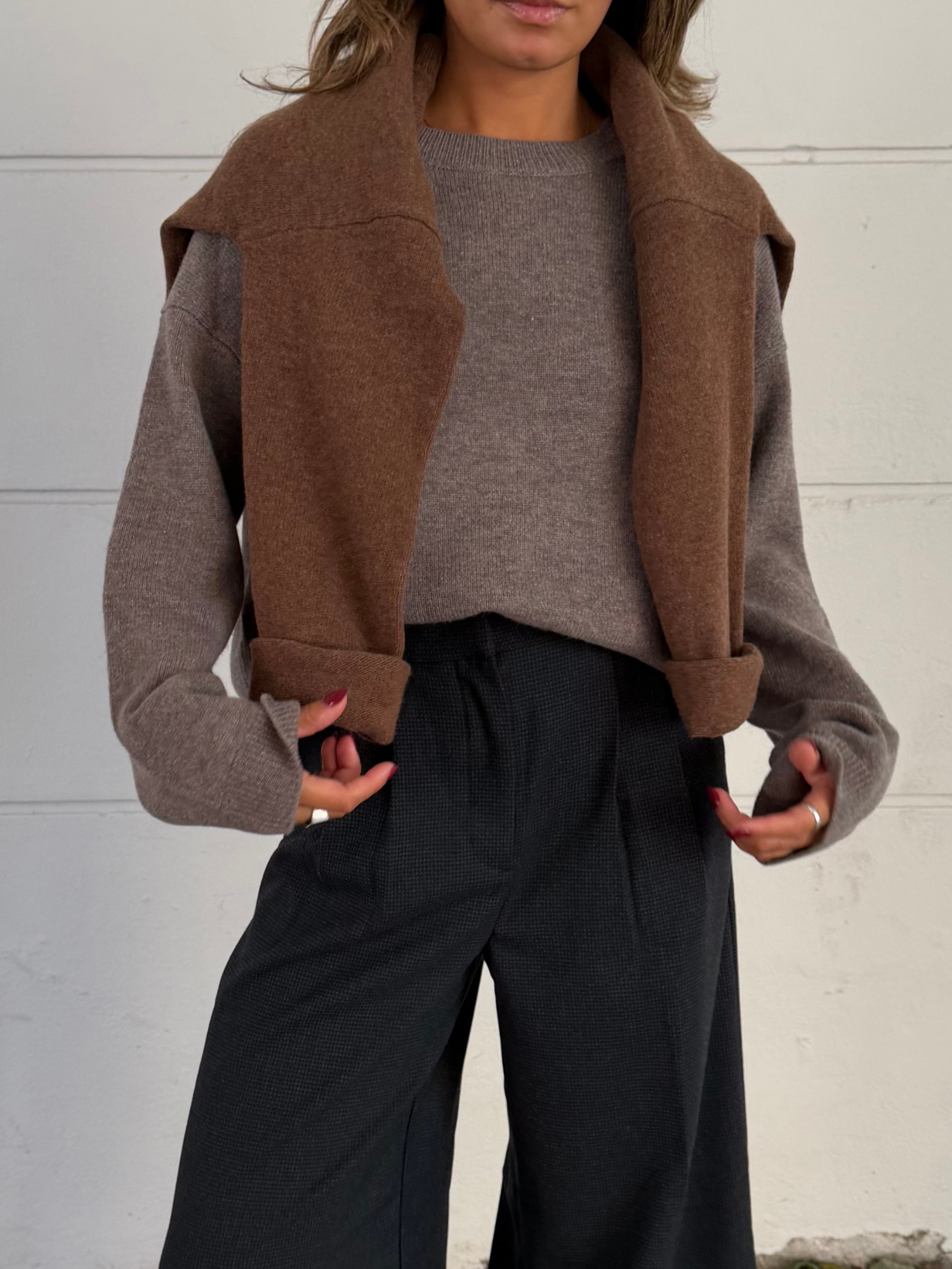 basic-apparel-liz-o-neck-pullover-portobella-merino image 7