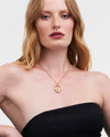 fable-england-echinacea-initial-kette-e-gold image 2