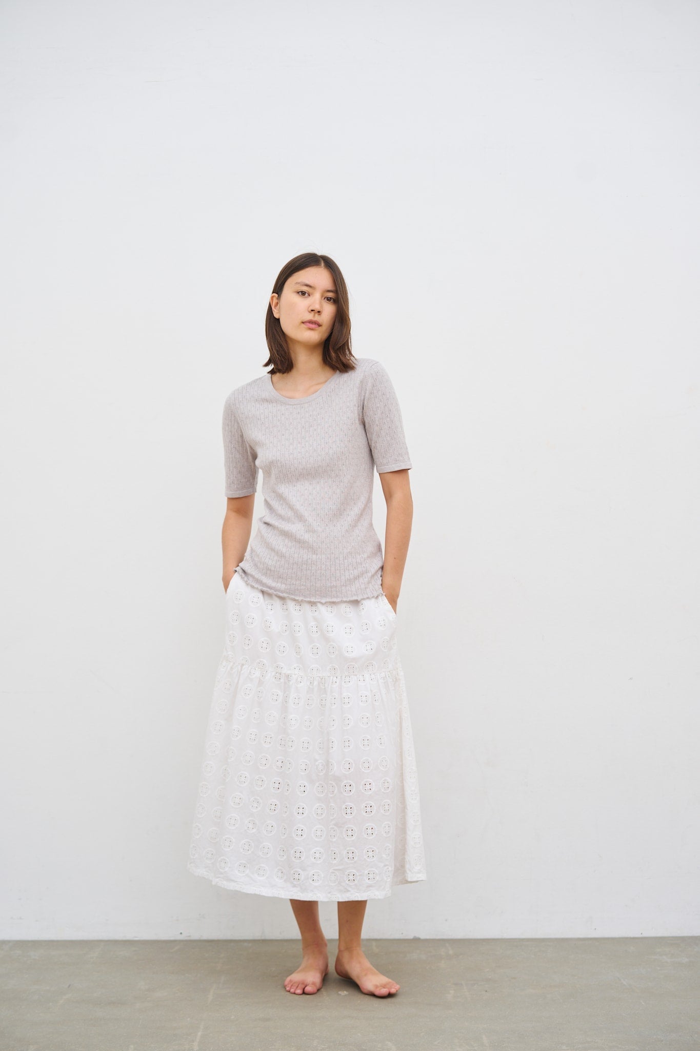 care-by-me-clara-t-shirt-damen-schwarz-seide image 7