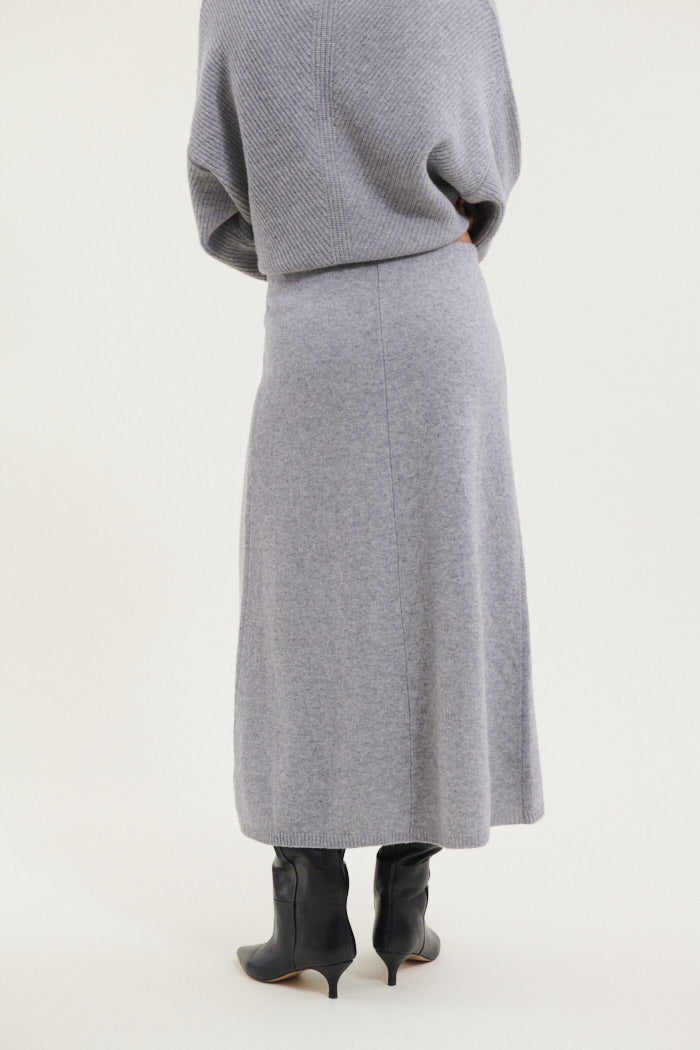 basic-apparel-lise-3-4-skirt-strickrock-light-grey-wollmix image 3