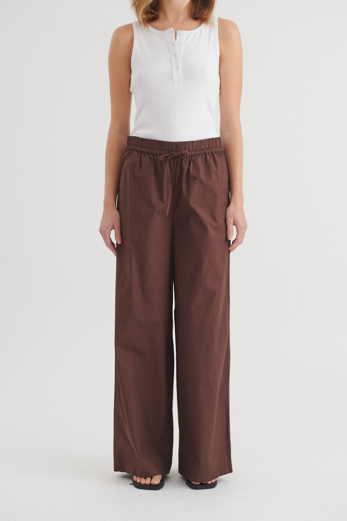 basic-apparel-ida-pants-hose-chicory-coffee-bio-baumwolle image 1