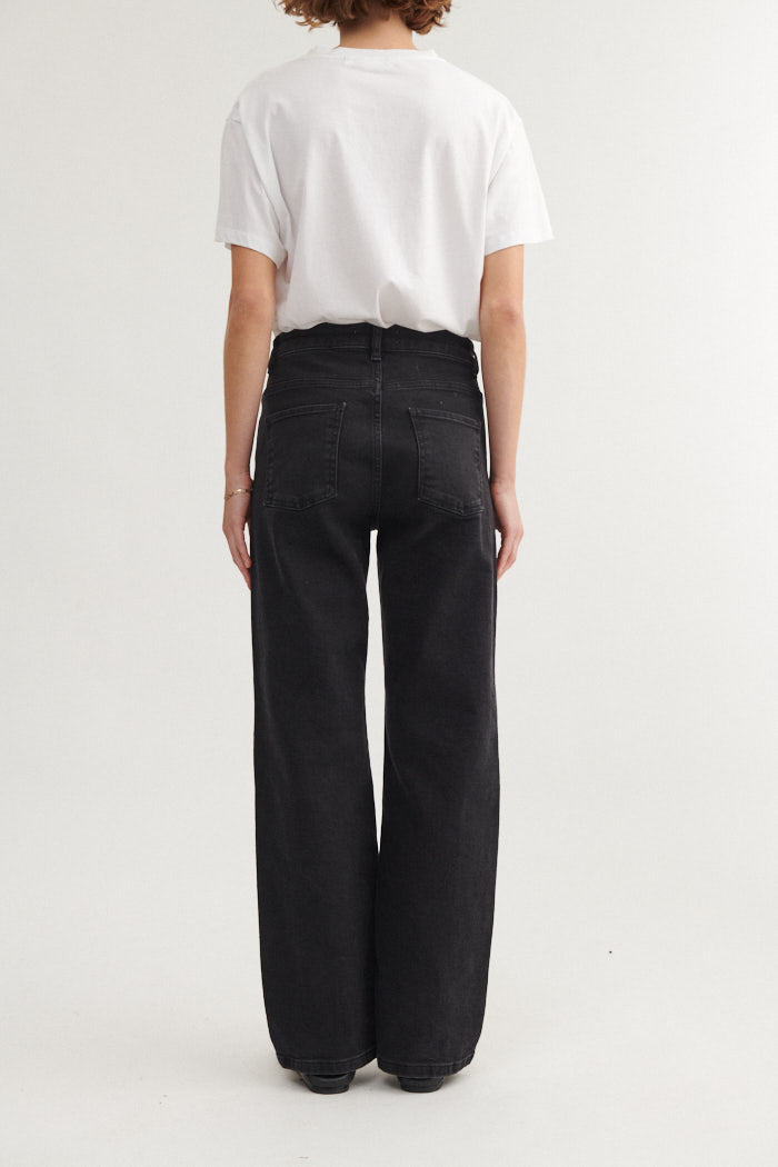 basic-apparel-elisa-black-jeans-schwarz-bio-stretch image 3