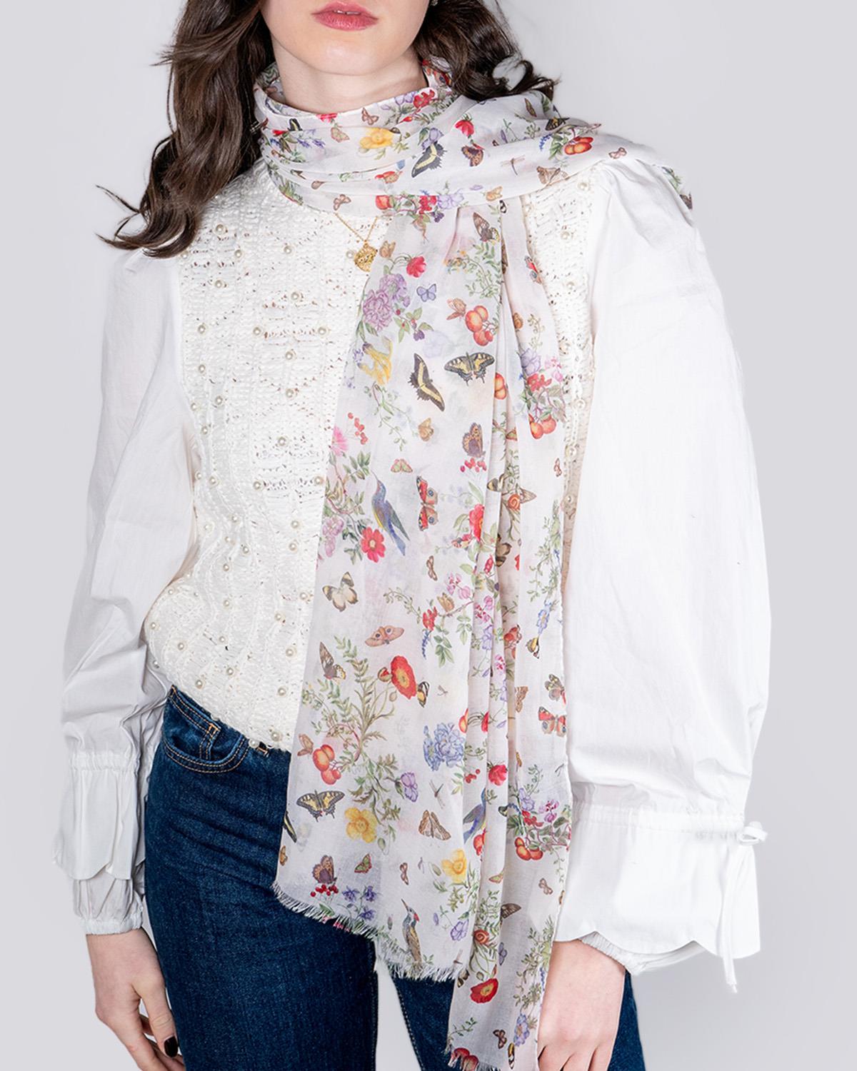 fable-england-alice-garden-schal-leicht-creme image 2