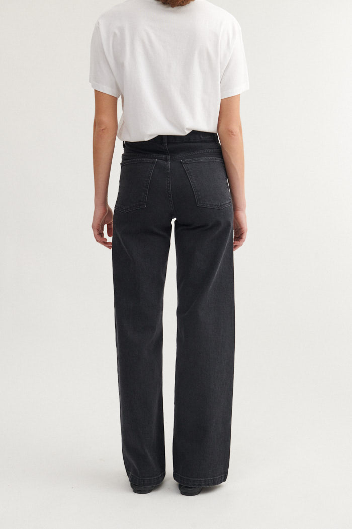 basic-apparel-enya-black-jeans-damen-schwarz-weites-bein image 7