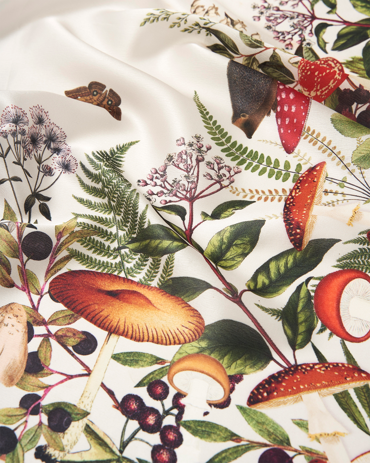 fable-england-orla-mushroom-tuch-ivory-quadratisch image 4