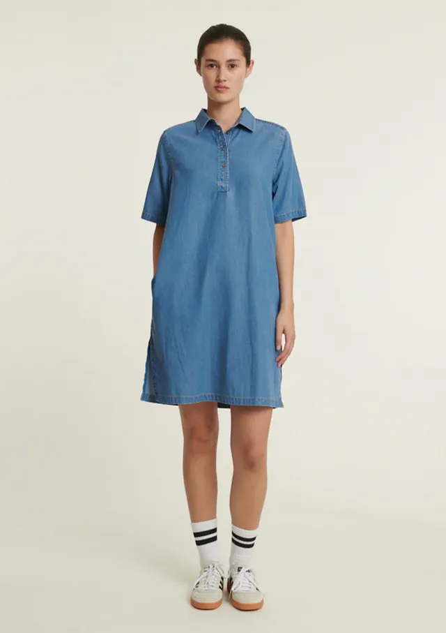 basic-apparel-bine-polo-dress-kleid-light-blue-tencel-mix image 1