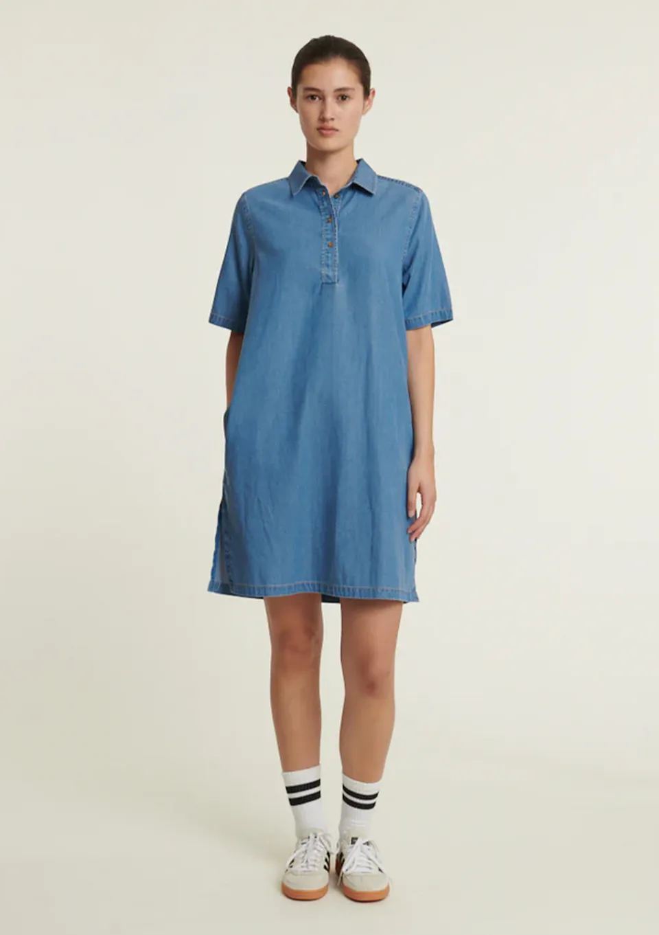 basic-apparel-bine-polo-dress-kleid-light-blue-tencel-mix image 1