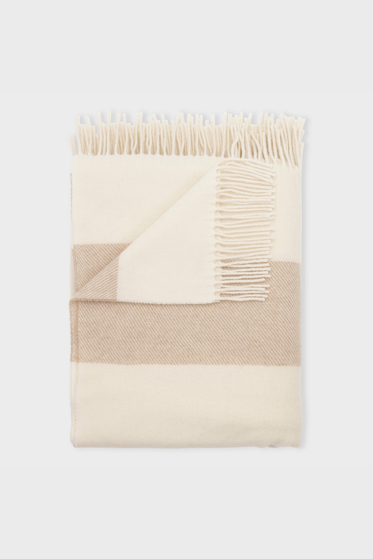 care-by-me-karla-throw-wolldecke-130x180-grau-gestreift image 2