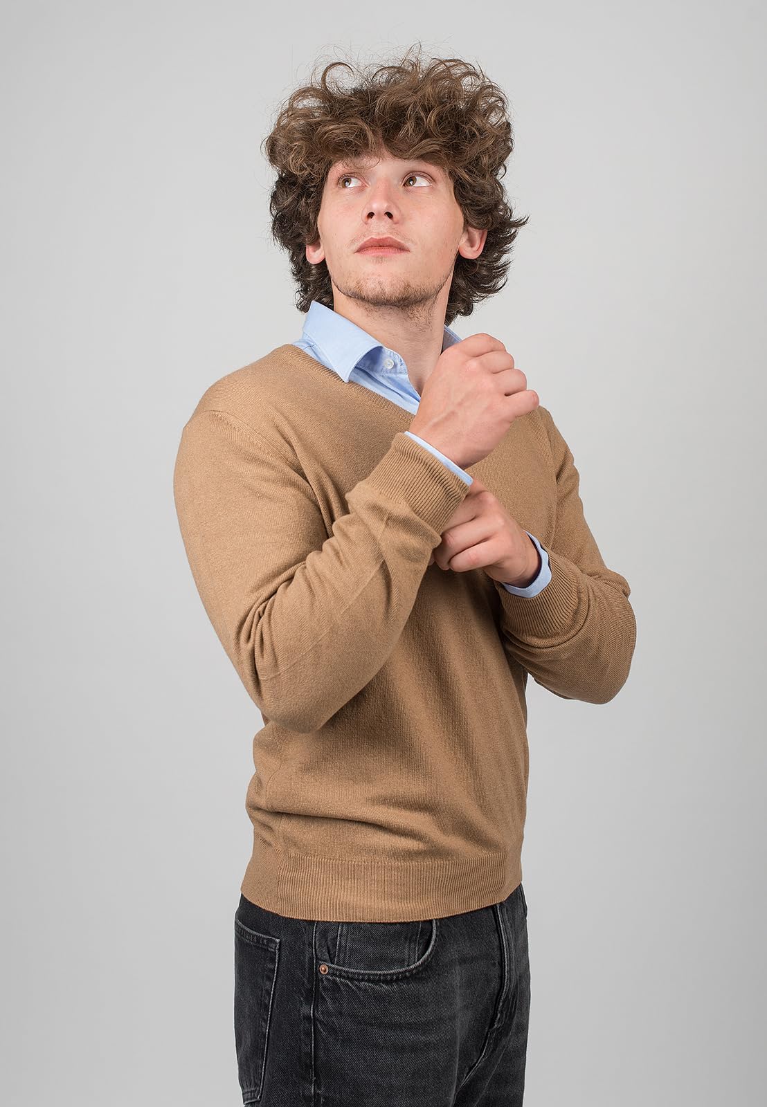 dalle-piane-cashmere-sweater-v-ausschnitt-pullover-kamel-herren image 2