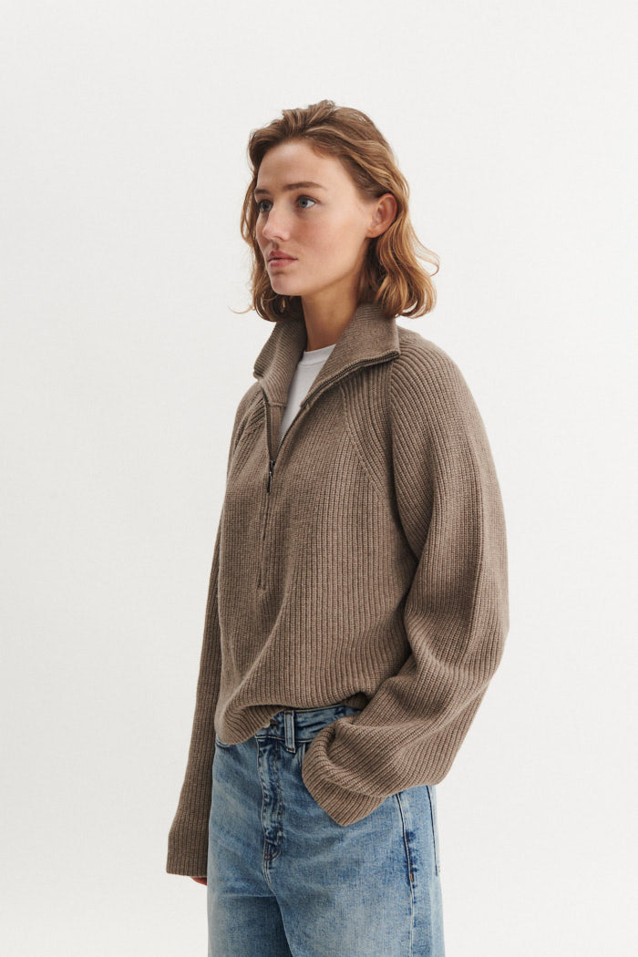 basic-apparel-cady-zip-sweater-strickpullover-greige-kaschmir image 3