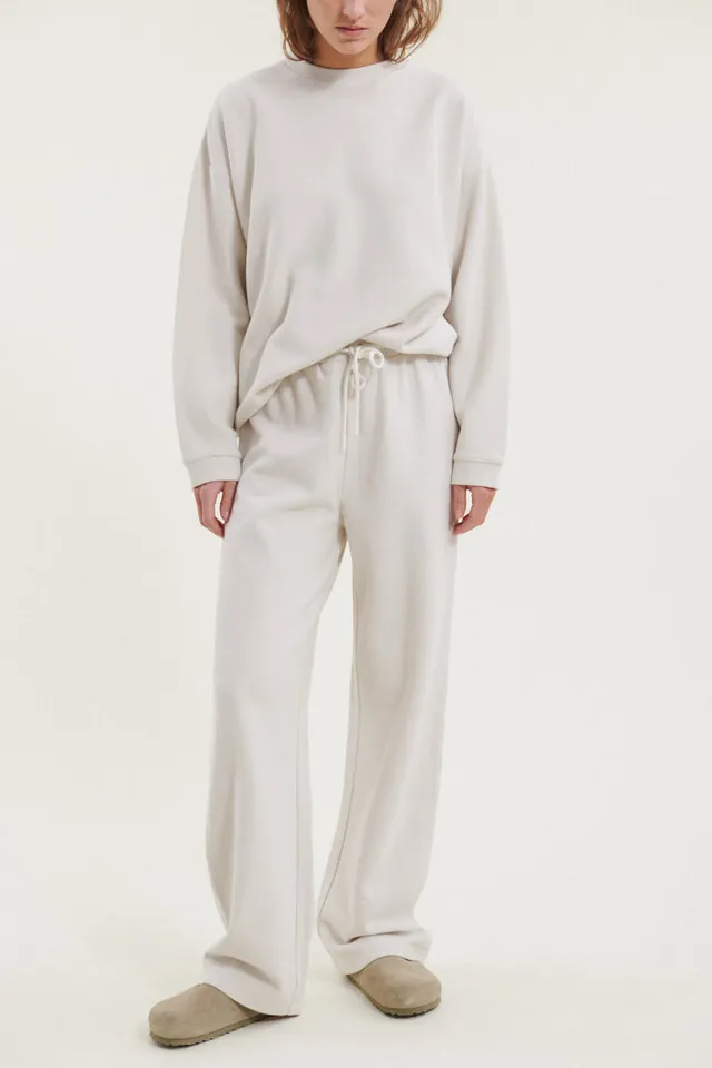 basic-apparel-kat-sweatpants-damen-beige-bio-baumwolle image 1