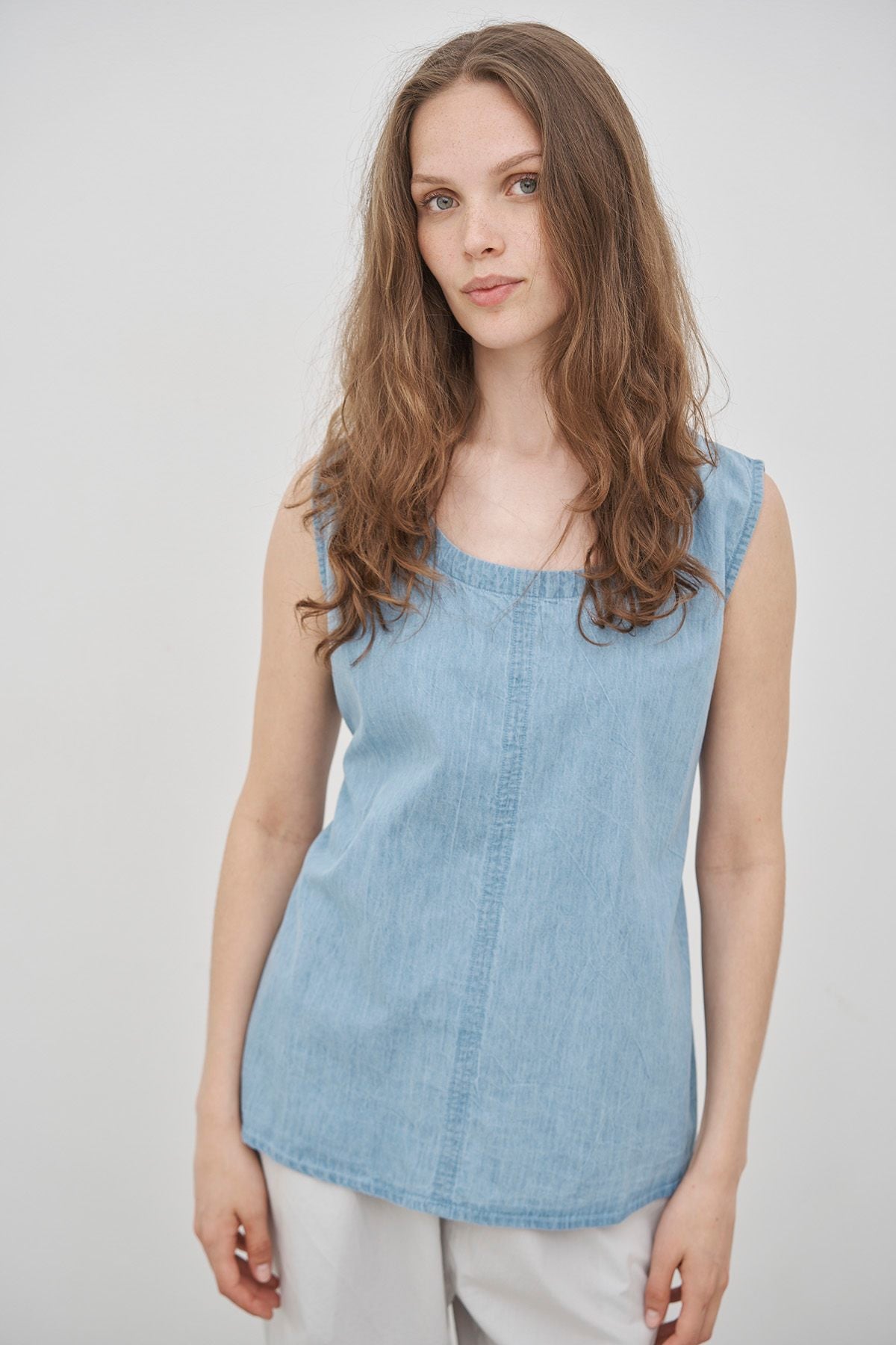care-by-me-joy-top-basic-denim-top-dunkelblau-bio-baumwolle image 5